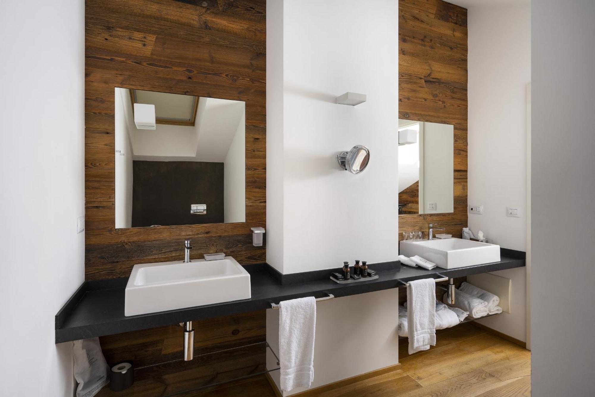 Montana Lodge & Spa, By R Collection Hotels La Thuile Extérieur photo