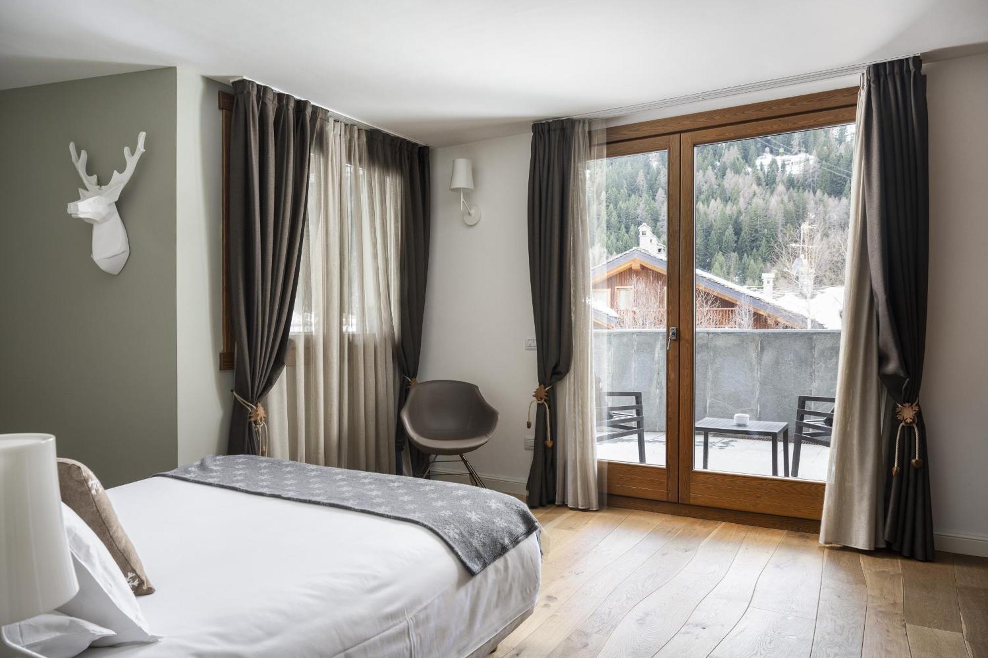 Montana Lodge & Spa, By R Collection Hotels La Thuile Extérieur photo